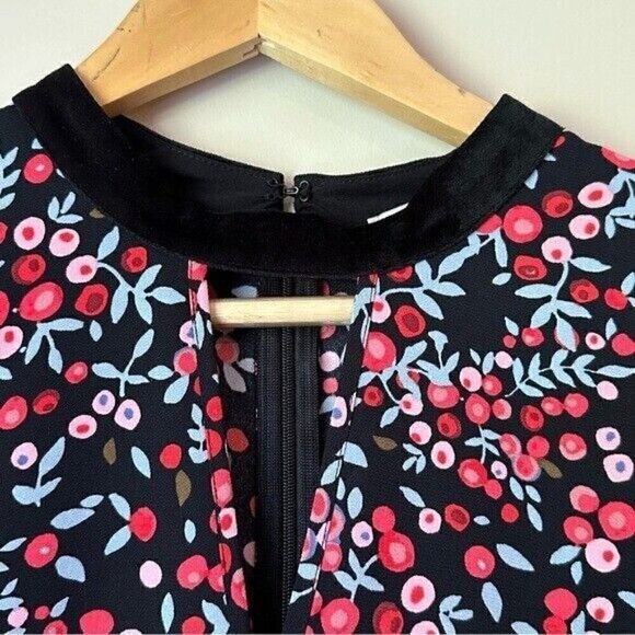 Loft Floral Berry Women’s Dress Size M Velvet Trim Keyhole Cut Out Long Sleeve - Picture 6 of 9